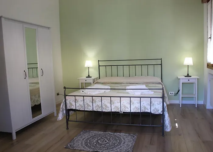 Al Sole Nyaraló Mestre